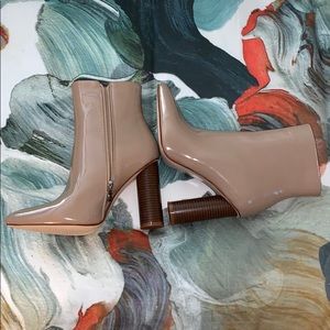 Size 9 never worn Azalea Wang heeled boots!